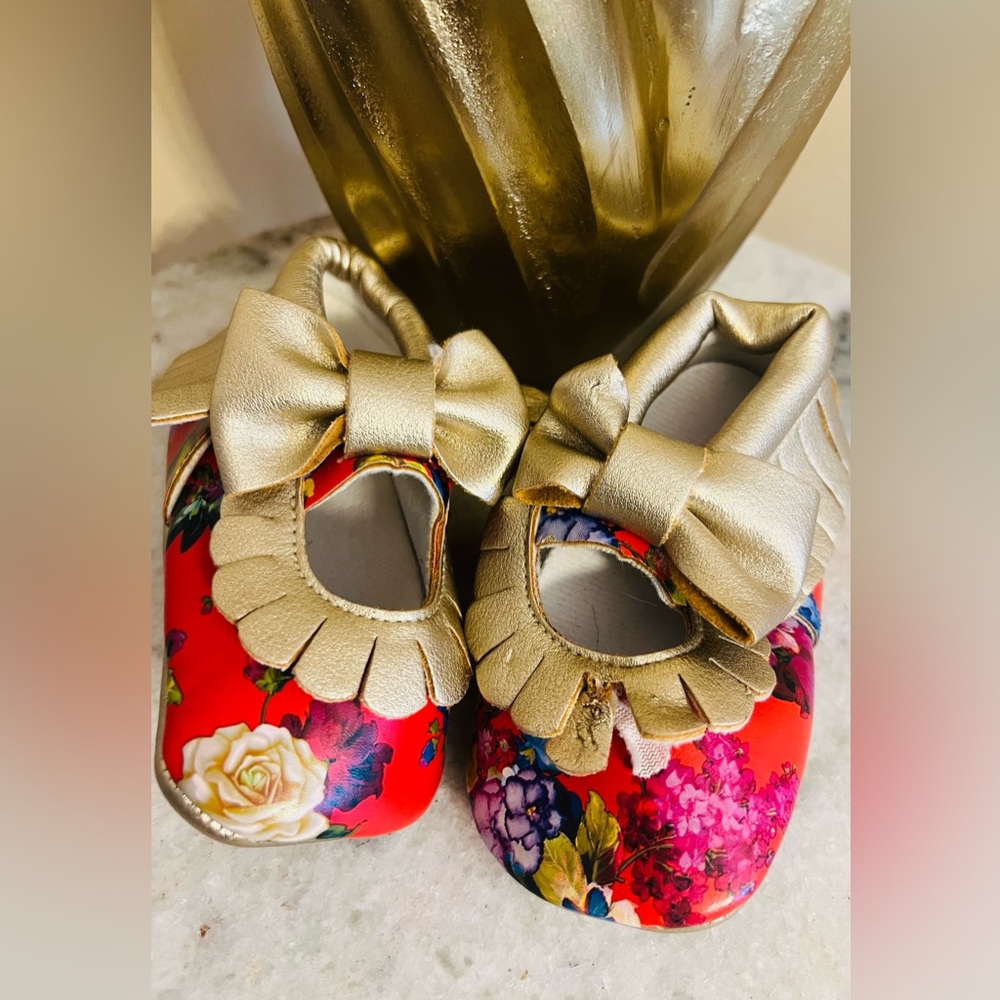 Infant Floral Bow Shoes | Gold Trim | Cute Statement Shoes